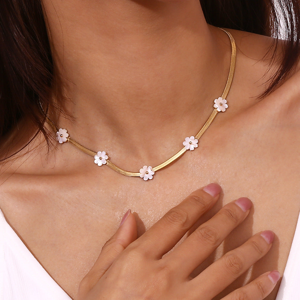 Flower Necklace