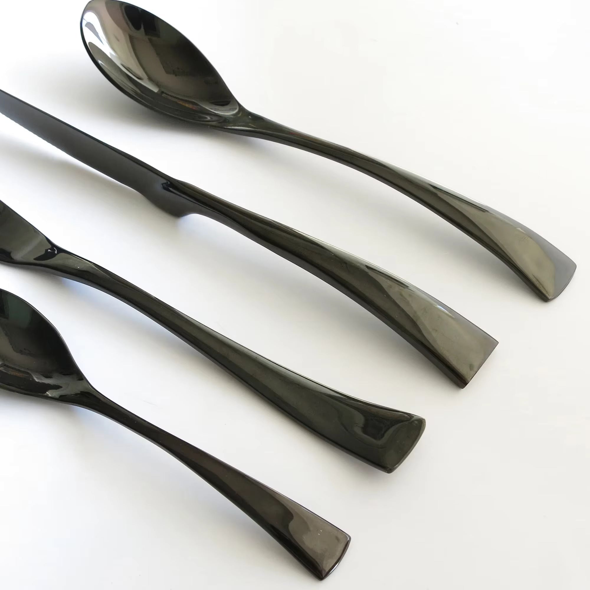 Monarch Flatware Set