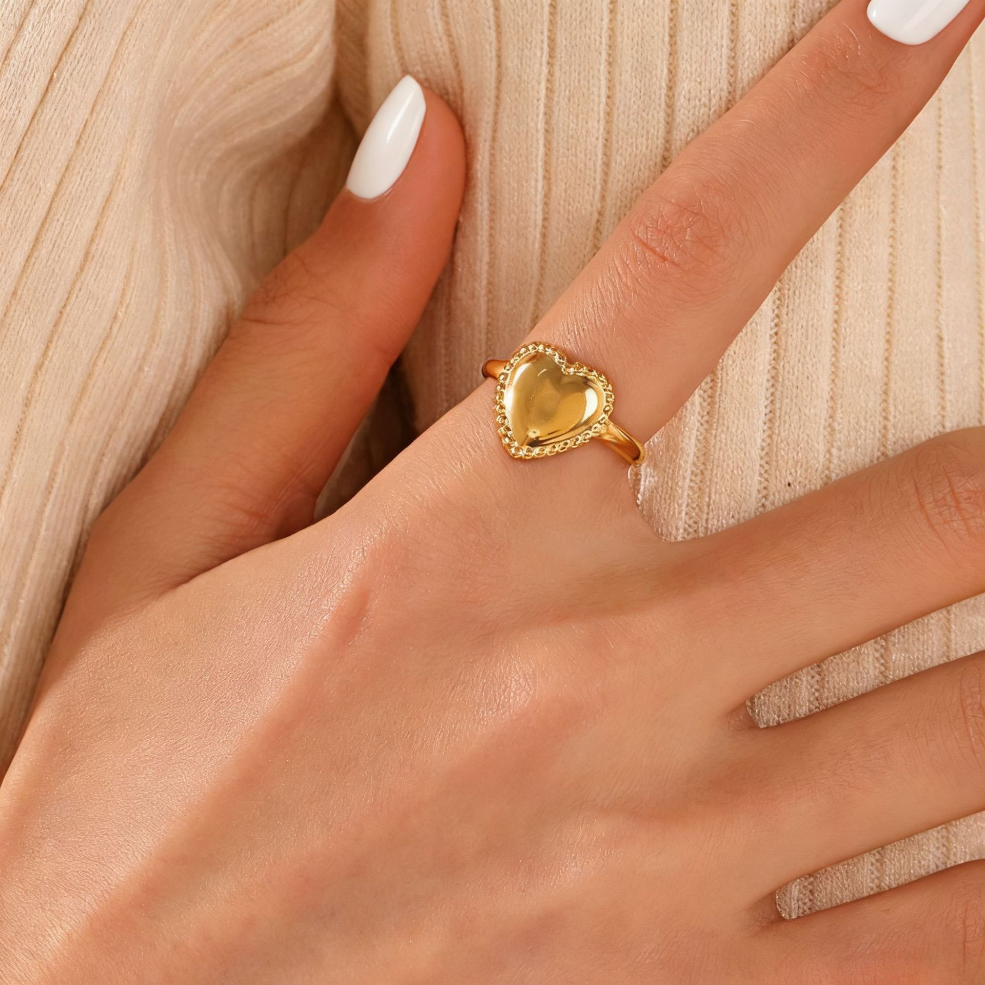 Romance Ring