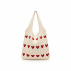 Bolso de corazón tejido