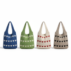 Bolso de corazón tejido