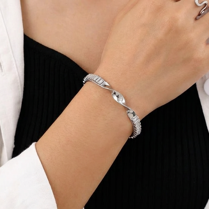 Twist Bracelet